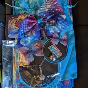🎀Bow 18💎 JoJo Siwa bow of the month club!